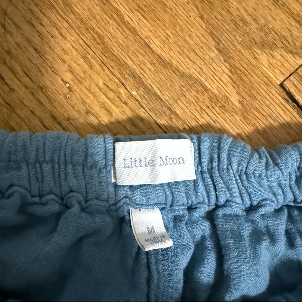 Aritzia shorts - Picture 2 of 3